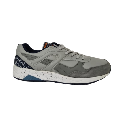 Sneaker 1537