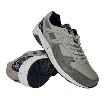 Sneaker 1537