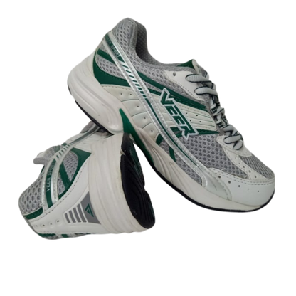 Sneaker 868