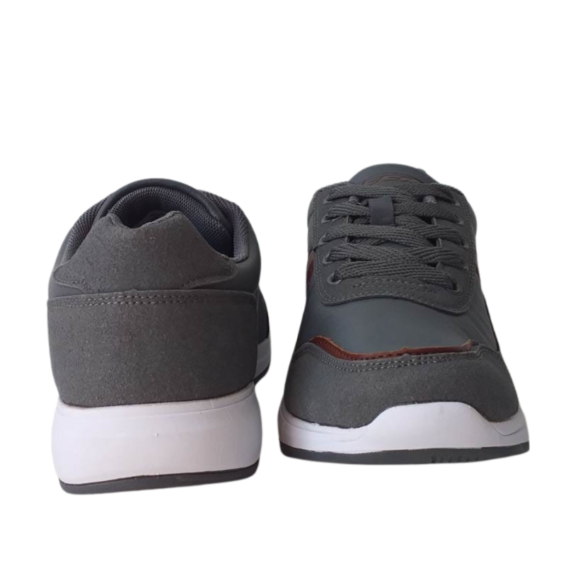 Sneaker 1820