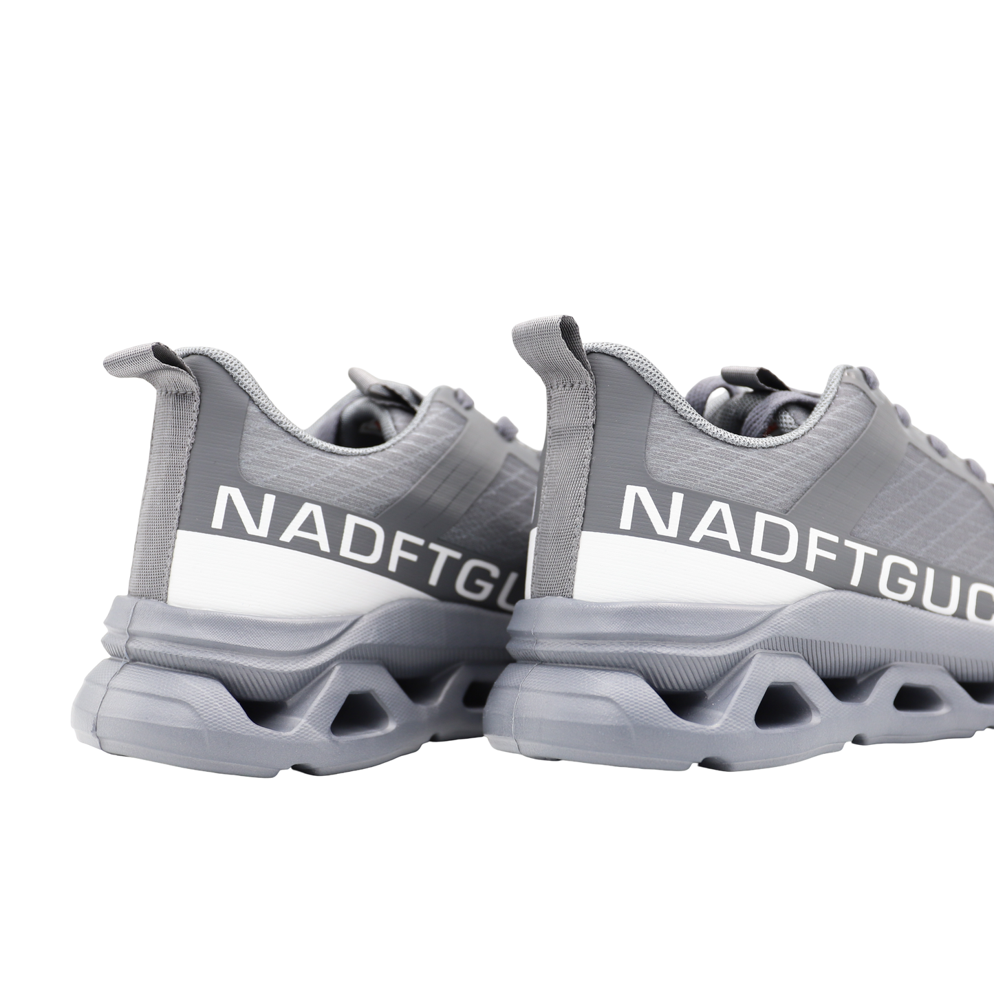 Sneaker CJ1685
